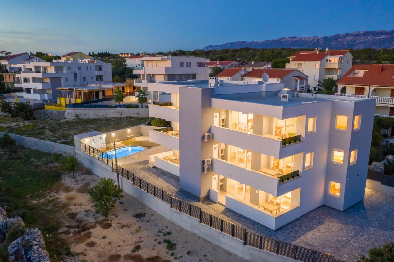 Villa Lena Luxury Apartments Novalja Exterior foto
